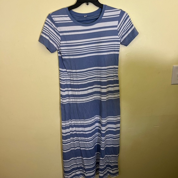 Uniqlo Blue and White Sheath Midi Dress - Picture 1 of 5